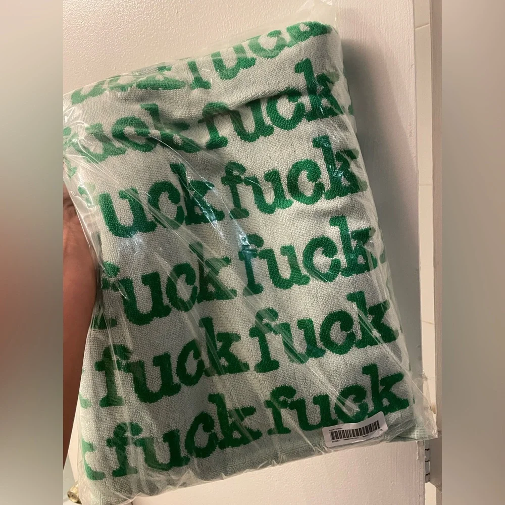 Supreme NY green F**K towel